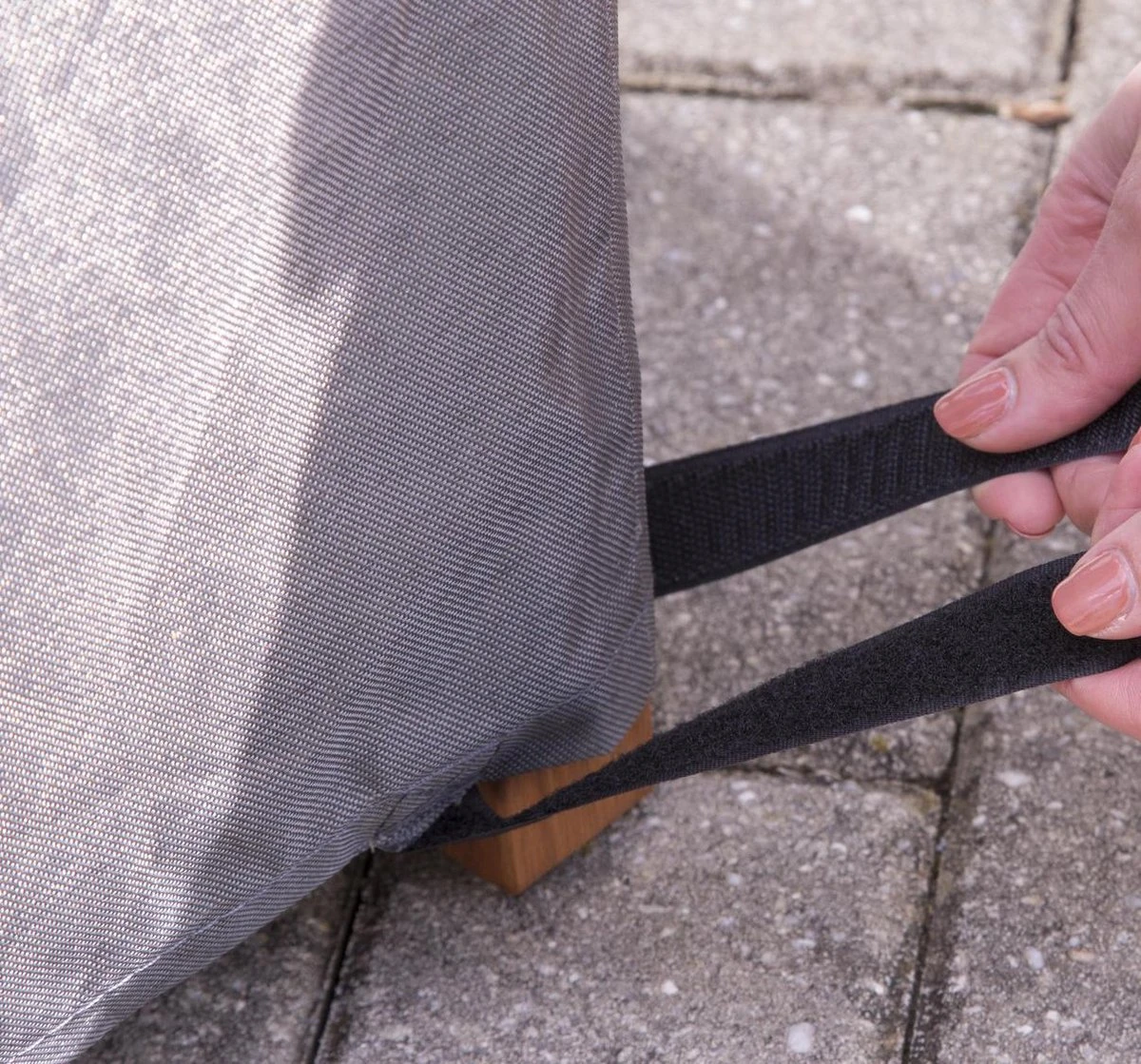 Weersbestendige Beschermhoes Stoel (4 Tot 6 Stapelstoelen) | 66 X 95 X 133/93 Cm (L) | Premium | Waterproof | TÜV Rheinland Gecertificeerd | Hoes Voor Tuin | Waterdicht | Solution Dyed (verkleuring Onmogelijk) | Grijs / Antraciet 3 Weersbestendige Beschermhoes Stoel (4 Tot 6 Stapelstoelen) | 66 X 95 X 133/93 Cm (L) | Premium | Waterproof | TÜV Rheinland Gecertificeerd | Hoes Voor Tuin | Waterdicht | Solution Dyed (verkleuring Onmogelijk) | Grijs / Antraciet - Afbeelding 3