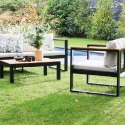 Loungeset 5 Plaatsen Van Aluminium En Eucalyptus – NAZCA – Antraciet Structuur, Lichtgrijs Kussens -Tuinmeubelwinkel 1200x1200 1135