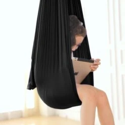 Merkloos Schommelstoel - Hangmat - Schommel - Kalmerend - Luchtdoorlatend - Kinderen - Zwart 9 Merkloos Schommelstoel - Hangmat - Schommel - Kalmerend - Luchtdoorlatend - Kinderen - Zwart -Tuinmeubelwinkel 1200x1200 1286