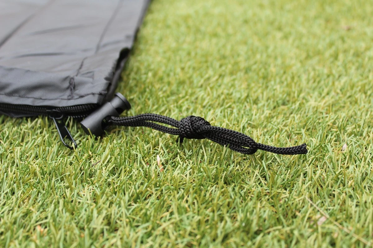 Luxe Parasolhoes Met Rits En Stok Voor Zweefparasol | 265 X 70 Cm | Waterdicht | Rits En Stok | Geschikt Voor Parasol Van 300 Cm | Zwart 2 Luxe Parasolhoes Met Rits En Stok Voor Zweefparasol | 265 X 70 Cm | Waterdicht | Rits En Stok | Geschikt Voor Parasol Van 300 Cm | Zwart - Afbeelding 2