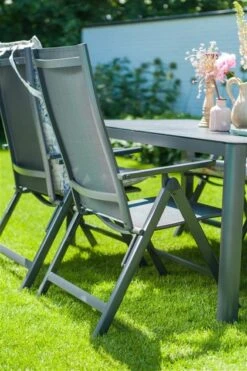 Hartman Aruba Aluminium Tuinstoel - Antraciet Verstelbaar -Tuinmeubelwinkel 799x1200
