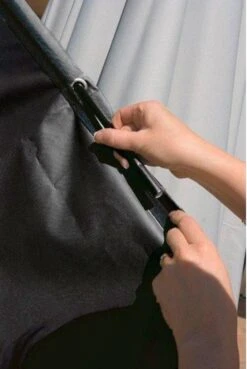 Power Goods Parasolhoes XXL Voor Zweefparasol – Parasolhoes Met Rits En Stok – Parasolhoes Staande Parasol – Tuinmeubelhoezen – Beschermhoes Zweefparasol – Waterproof – Anti-UV – 280 X 81 Cm -Tuinmeubelwinkel 803x1200